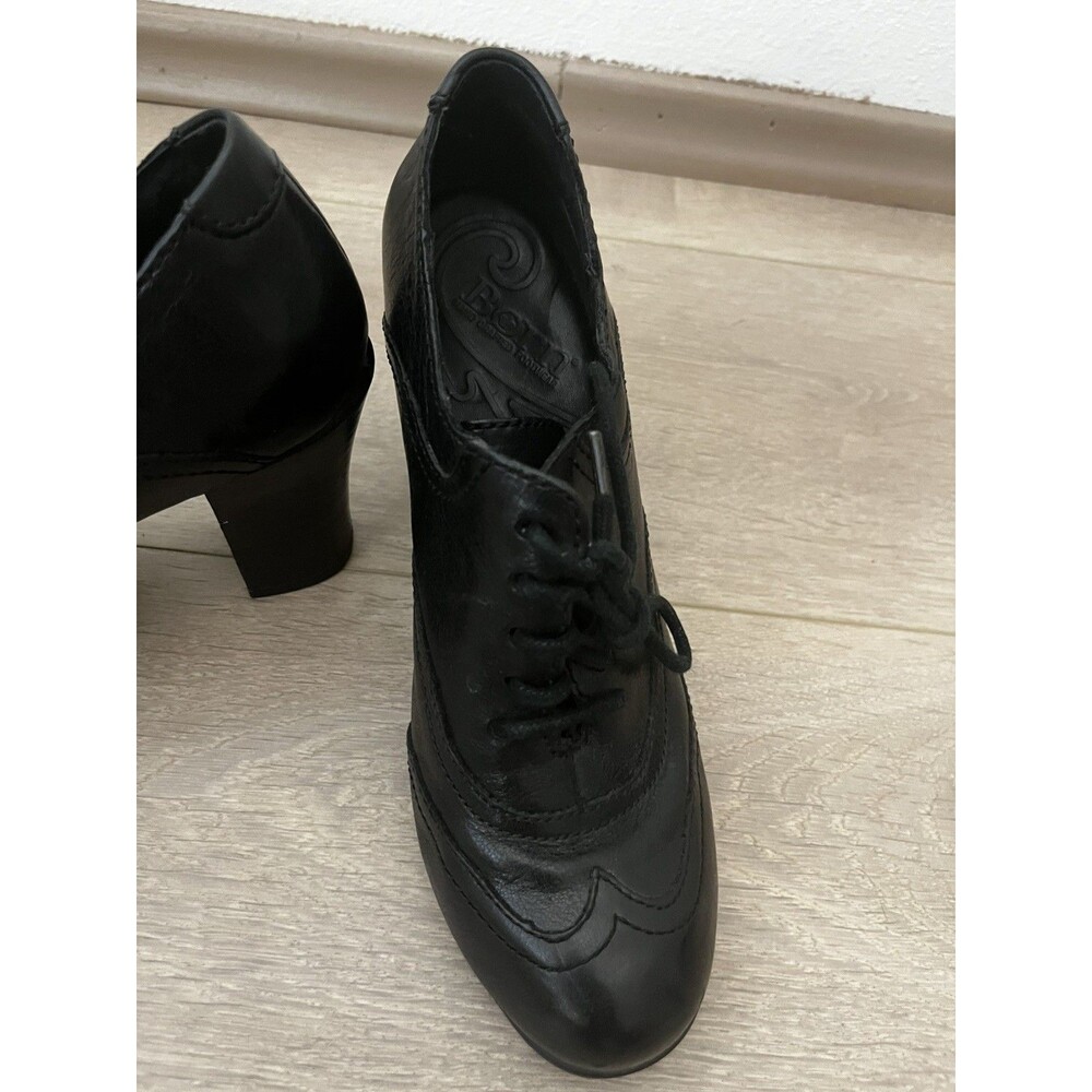 Born BOC Shoes Womens 6 Black Leather Wingtips Lace Up Zandi Ankle Booties Heels - Picture 2 of 5